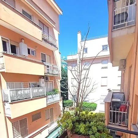 Cimone 70 Apartment Rom